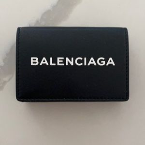 Men’s balenciaga wallet